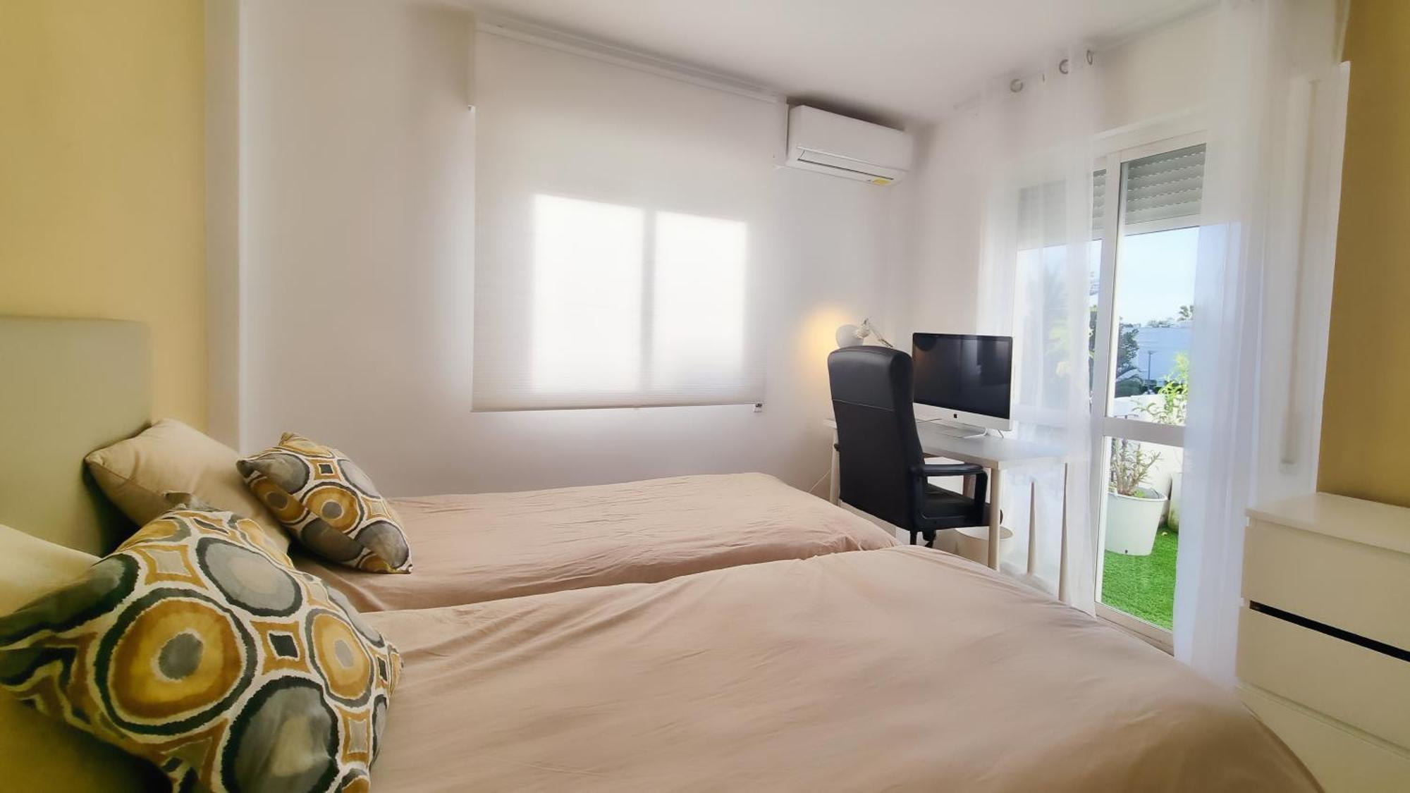 Вилла 4 Bed House With Pool Walk To Puerto Banus Fast Internet Марбелья Экстерьер фото
