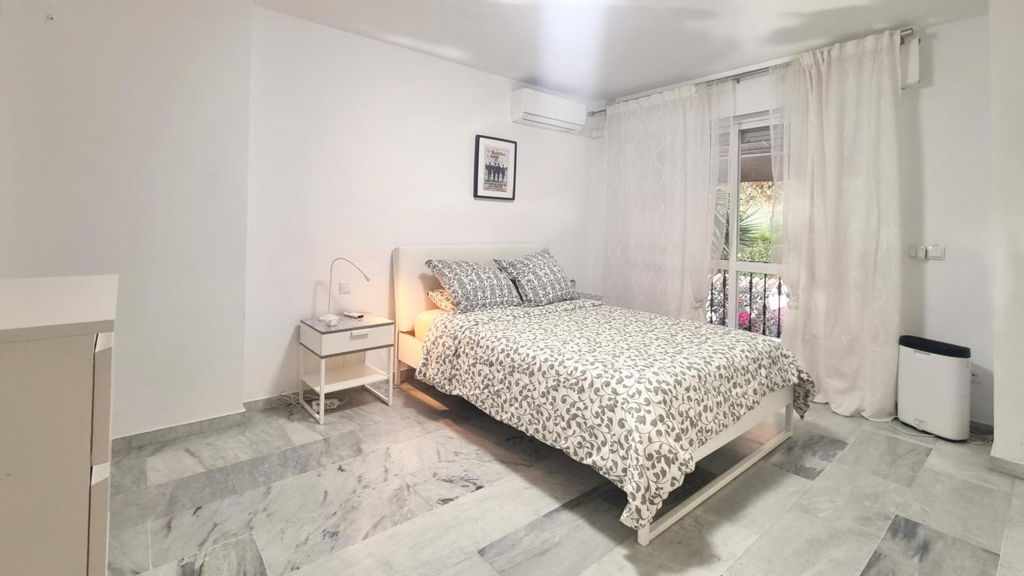 Вилла 4 Bed House With Pool Walk To Puerto Banus Fast Internet Марбелья Экстерьер фото